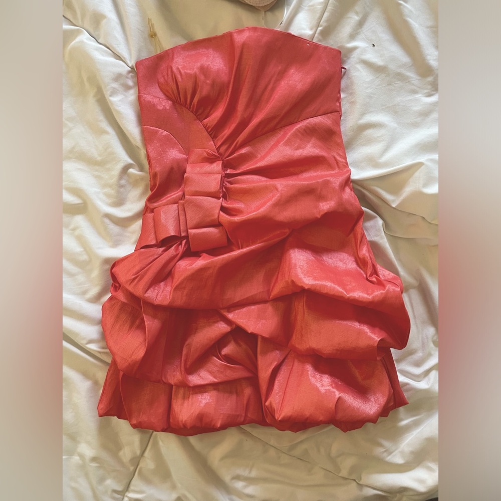 Cupcake Dress, so cute and flirty!
